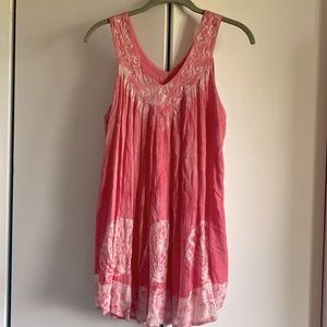 India Boutique One Size Batik/Embridered top, pink w shell motif at bottom